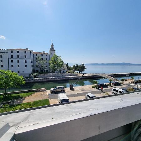 Apartamento Biro App 4+1 Pax Crikvenica Exterior foto